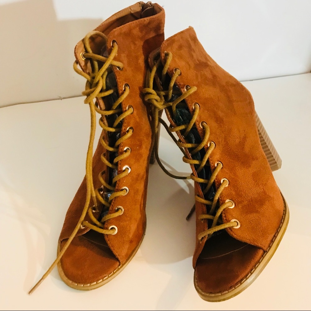 Open-Toe Lace-up Block Heeled Booties Size 8